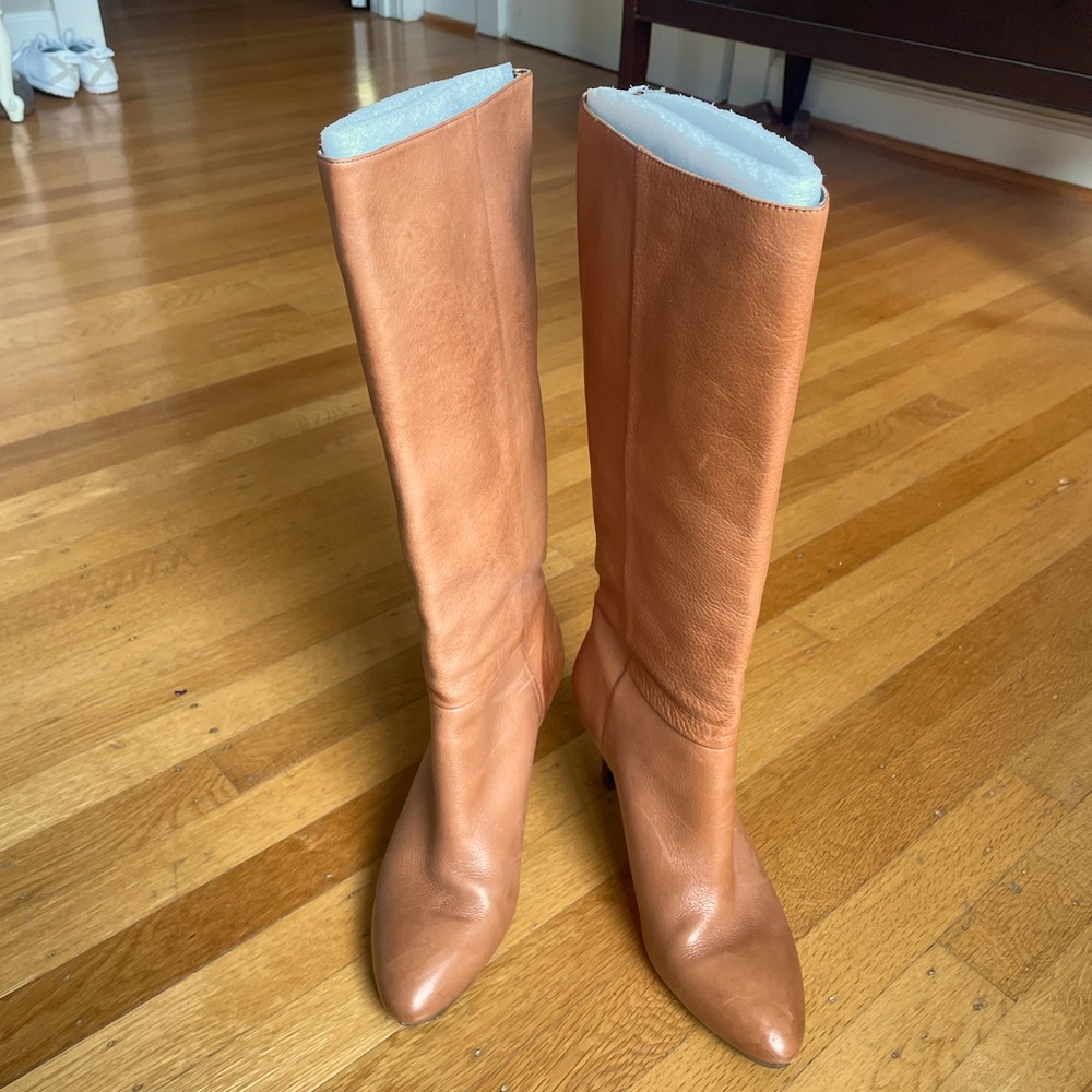 Banana Republic tall tan leather boots size 8.5